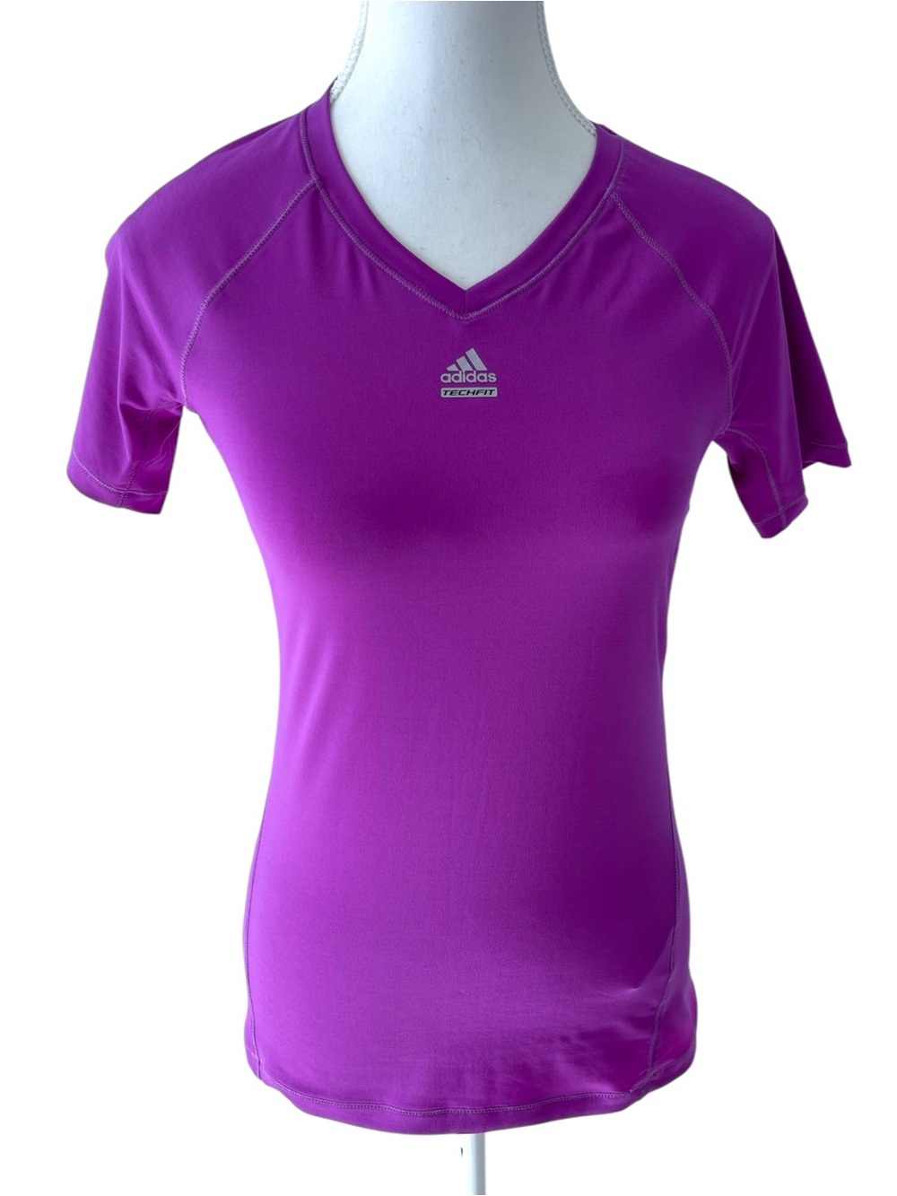 adidas Climalite Purple V-Neck Techfit Short Sleeve Athletic Tee XS